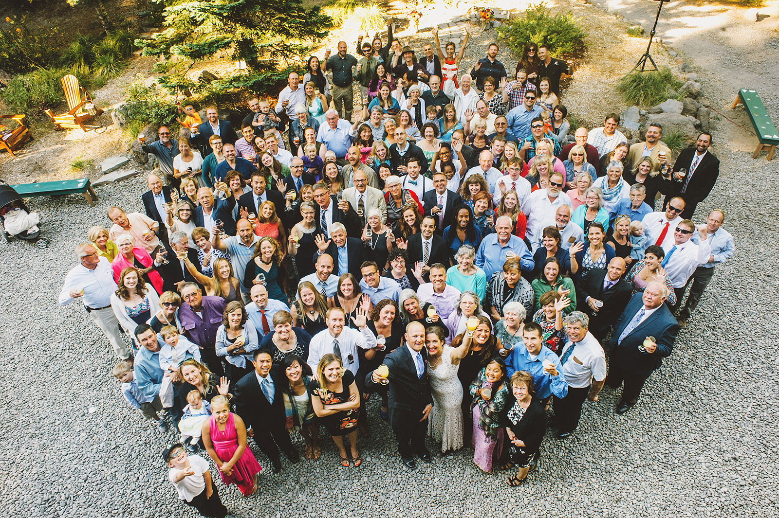 Group shot of all the wedding guests | Mazama Lodge Wedding